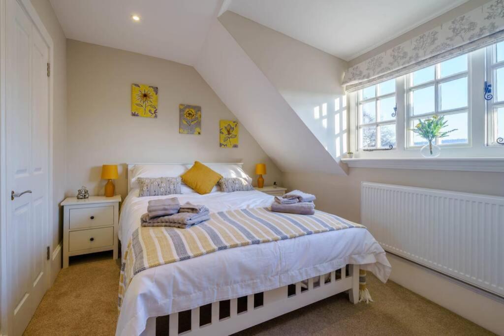 Upper Thames & Lower Thames - Stunning Apartments Henley-on-Thames Екстериор снимка