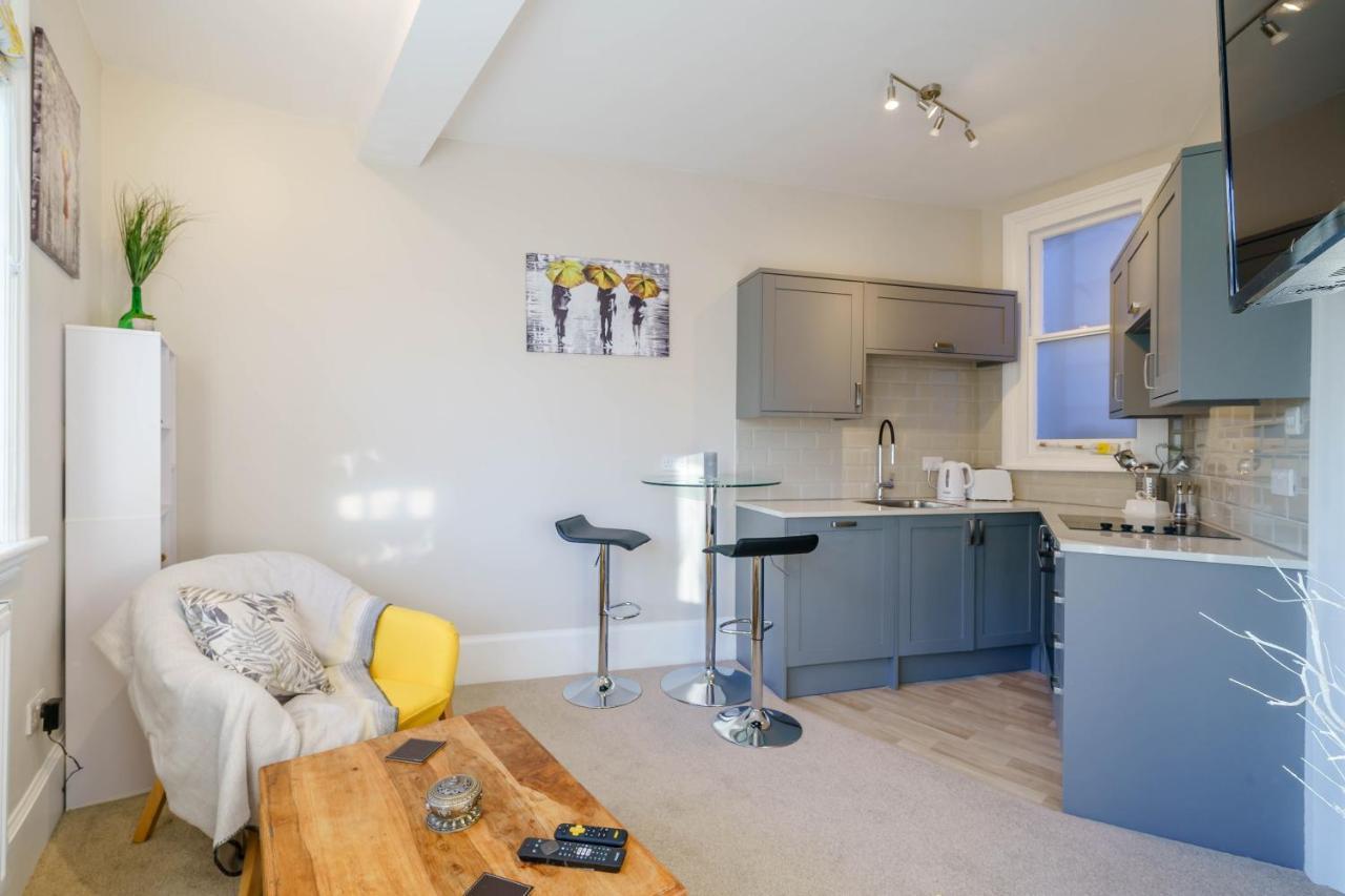 Upper Thames & Lower Thames - Stunning Apartments Henley-on-Thames Екстериор снимка