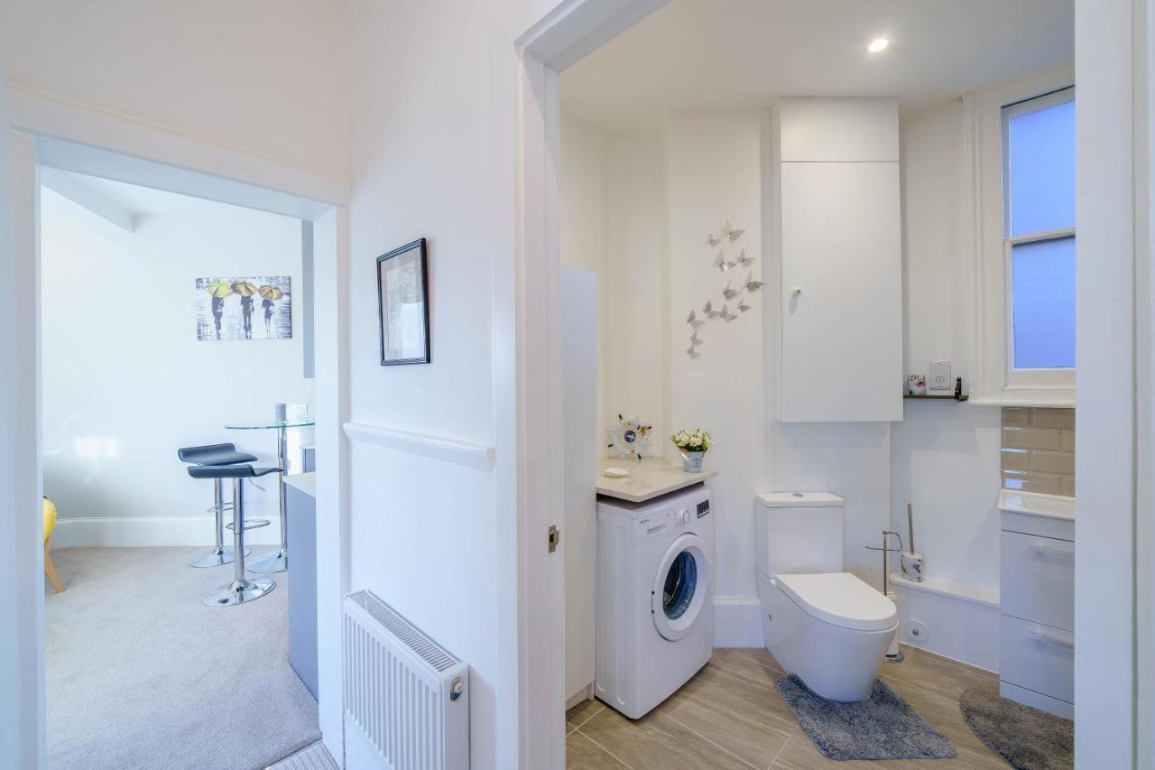 Upper Thames & Lower Thames - Stunning Apartments Henley-on-Thames Екстериор снимка
