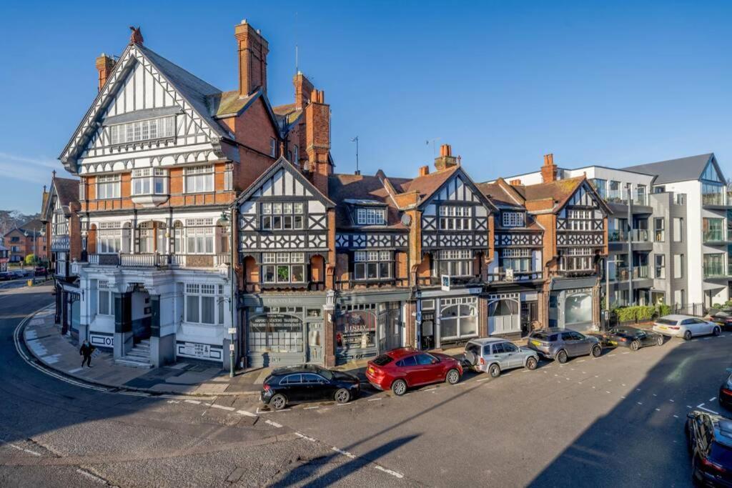 Upper Thames & Lower Thames - Stunning Apartments Henley-on-Thames Екстериор снимка